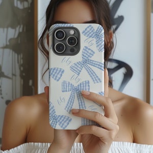 Gepersonaliseerde blauw geblokte strik telefoonhoesje, coquette, Grandmillennial, Love Shack, country preppy esthetiek stoer hoesje voor Samsung, iPhone