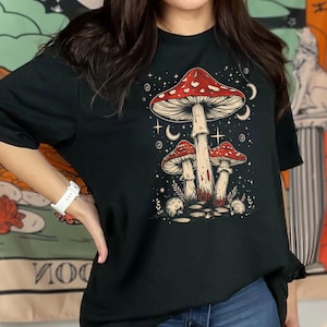 Boho Mushrooms Shirt, Cottagecore Shirt,Comfort Colors Vintage Mushrooms Shirt, Aesthetic Mushroom Shirt, Vintage Botanical Tshirt