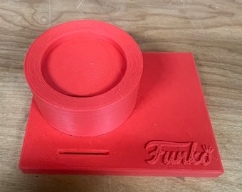 Funko Soda Verkaufsstand | Passend für Dose, Figur & Pog | Kompatibel mit Protektoren | Sammler-Display | 3D Gedruckter Aufsteller