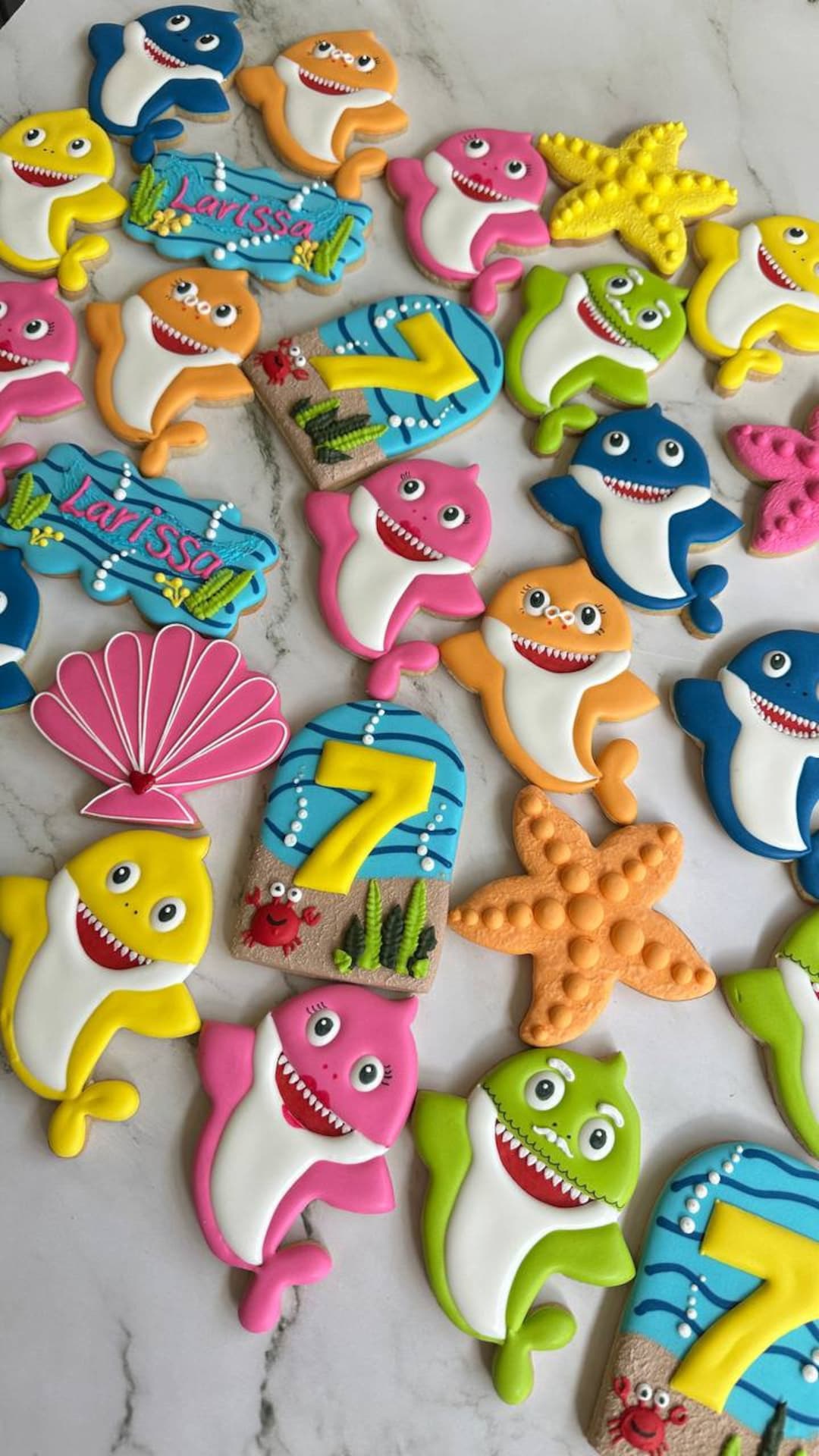 Galletas personalizadas de tiburón bebé: galletas de azúcar orgánicas  hechas a mano, ideales para cumpleaños infantiles o regalos de  Opciones