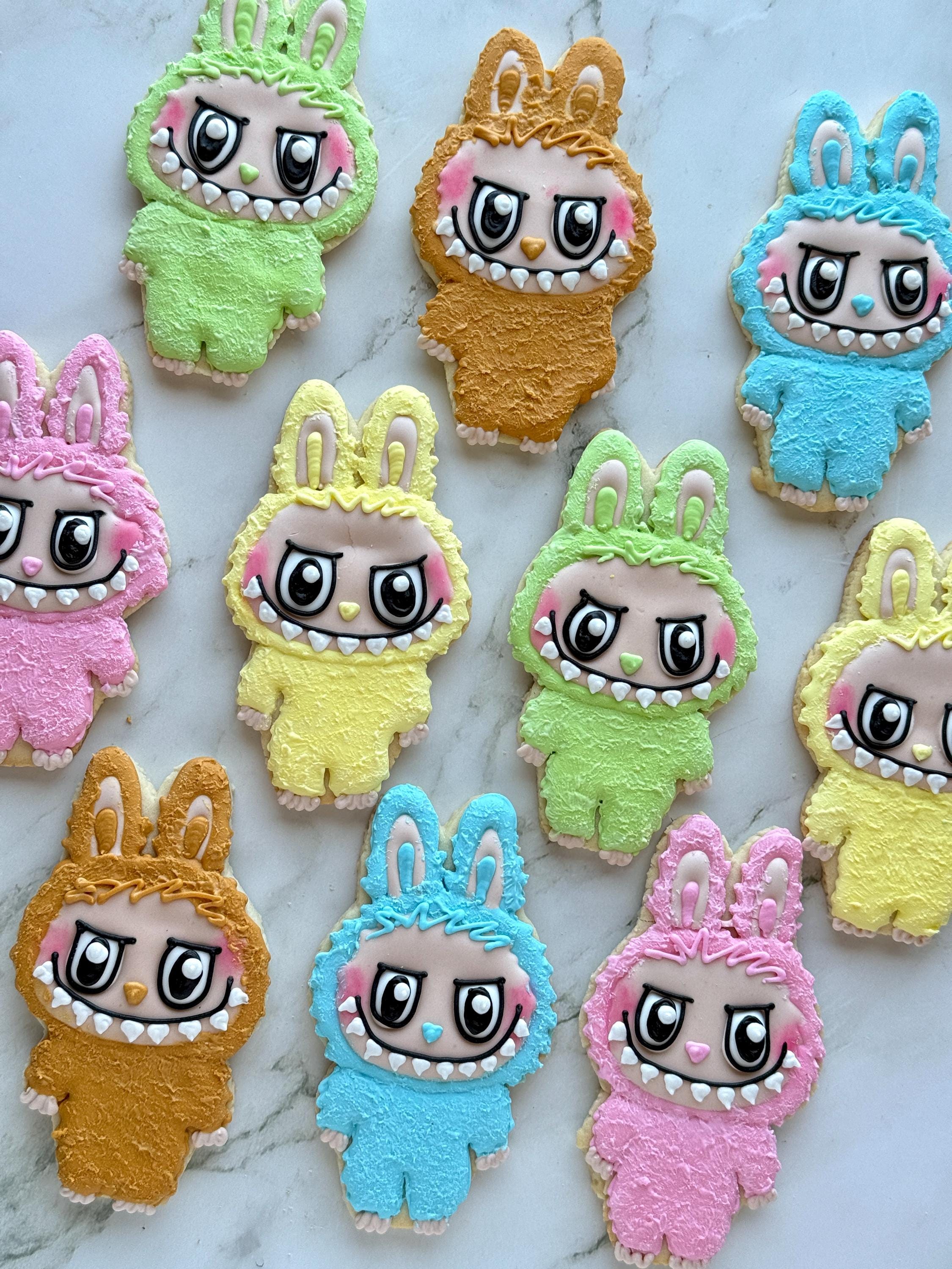 【みっき さま】old ornament ❀ お菓子のようなカワイイ 洋梨さん ミニデザート ⁡ 滴るように瑞々しい 果実の美味しさを味わう