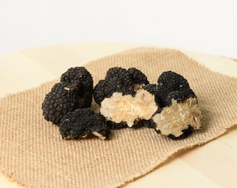 Fresh truffles for personal consumption and gastronomy cooking