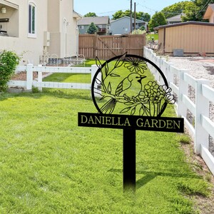 Personalized Metal Bird Sign With Stakes, Custom Metal Outdoor Garden Stake,Personalized Metal Home Garden Sign, Costom Metal Yard Art