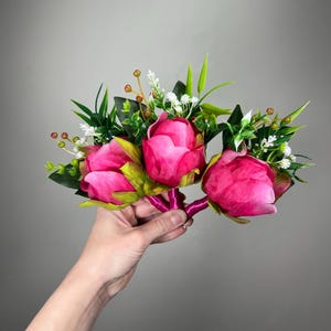 Fuchsia Boutonniere Wedding Groom Viva Magenta Boutonnière Hot Pink Groomsmen  Boutonnière Deep Pink Groom Artificial Flowers Marsala Pink