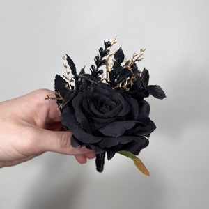 Wedding Black Boutonniere Groom Black Boutonnières Gold Gold Black Groomsmen Gothic Artificial Flowers Boutonnière Halloween Boutonniere