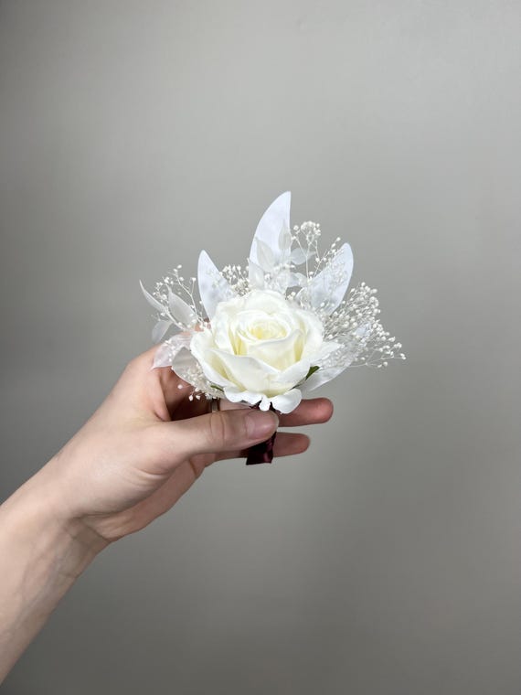 Set Di 6 Boutonniere Da Matrimonio In Cremisi, Fiori Con Perle E Foglie Metalliche, Spilla Da Balia, Decorazione Per Sposo, Damigelle E Ospiti, 10x5 Cm