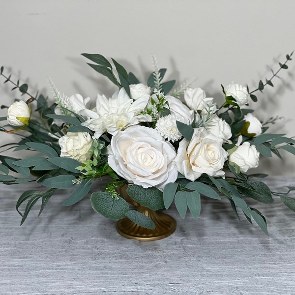 Wedding Centerpiece White Ivory Aisle Arrangement Centerpiece Table Decor White Sweetheart Artificial Flowers Eucalyptus Centerpiece Vase
