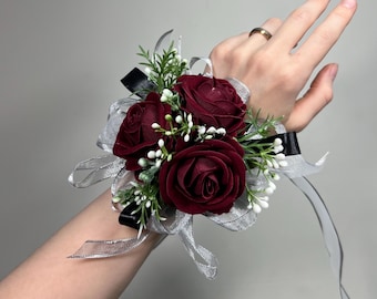 Corsage bordeaux, corsage da polso per matrimonio, corsage per la mamma color bordeaux, corsage rosso vino per damigelle, corsage per damigelle, fiore artificiale bordeaux per il ballo di fine anno, Reddit