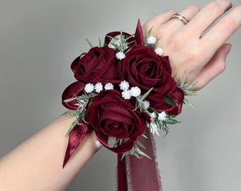 Corsage bordeaux, corsage da polso per matrimonio, corsage per la mamma color bordeaux, corsage rosso vino per damigelle, corsage per damigelle, fiore artificiale bordeaux per il ballo di fine anno, Reddit