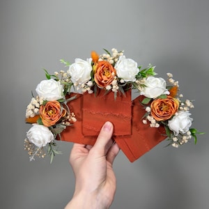 テラコッタポケットブートニアウェディング新郎バーントオレンジブートニアスクエアグルームズマンホワイトラストアイボリーポケットブートニア造花