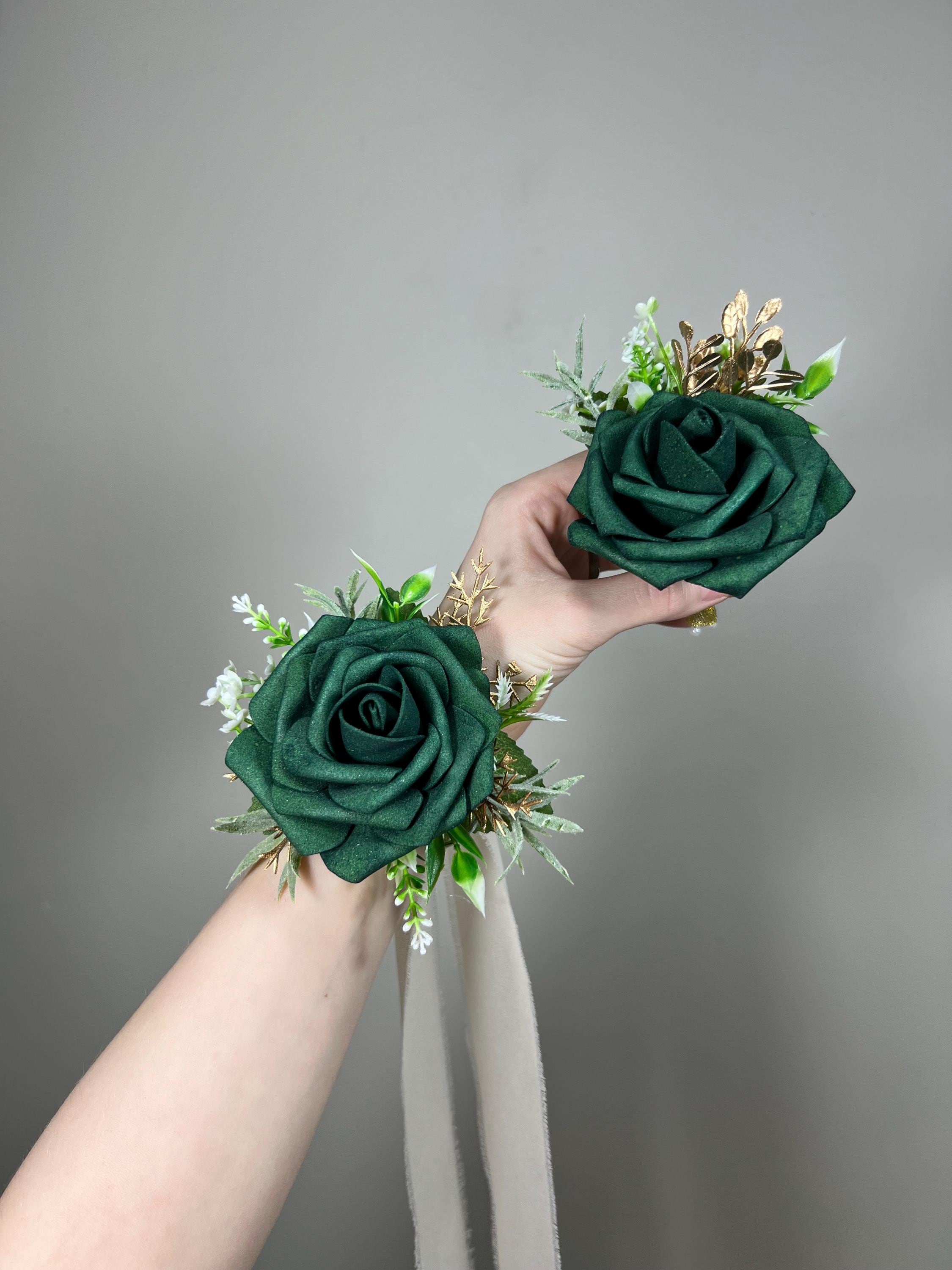 green emerald velvet dress Amazon.com: MAFELOE Wrist Corsage and Boutonniere Set Artificial Flowers  Accessories for Groom Bride Groomsmen Bridesmaids Wedding Party Prom Suit