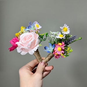 Wedding Boutonniere Wild Flower Groom Pink Groomsmen Boutonnière Hot Pink Blue Boutonniere White Lavender  Artificial Flower Wild Camomile
