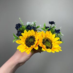 Sunflower Navy Blue Boutonniere Wedding Groom Boutonnières Sunflower Blue Groomsmen Boutonnière Sunflowers Navy Blue Wedding Artificial