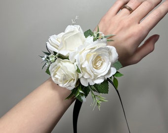 Wedding Corsage White Wrist Corsage Bridesmaids Corsage Ivory Mom Corsage Accessories Artificial Flowers White Classic Corsage Baby Breath