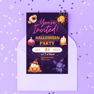 Puede incluir: Una invitaci&oacute;n a una fiesta de Halloween con un fondo negro y personajes de dibujos animados coloridos. El texto dice "You're Invited! Halloween Party Oct 31 2024 at 7 o'Clock 222 Freddy Street. Pumpkin Land"
