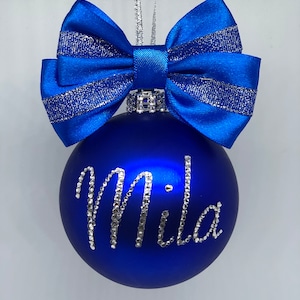 Gepersonaliseerde naamkerstbal (8 cm), koningsblauw