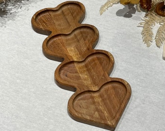 Plateau en bois de hêtre Heart Stack : plateau de service fait main