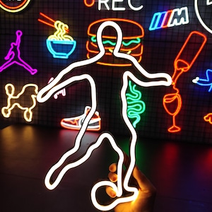Letreros de neón personalizados - Personalizables para decoración de pared - Letrero de neón LED de fútbol - Arte luminoso personalizado para habitación infantil, regalo deportivo para el hogar