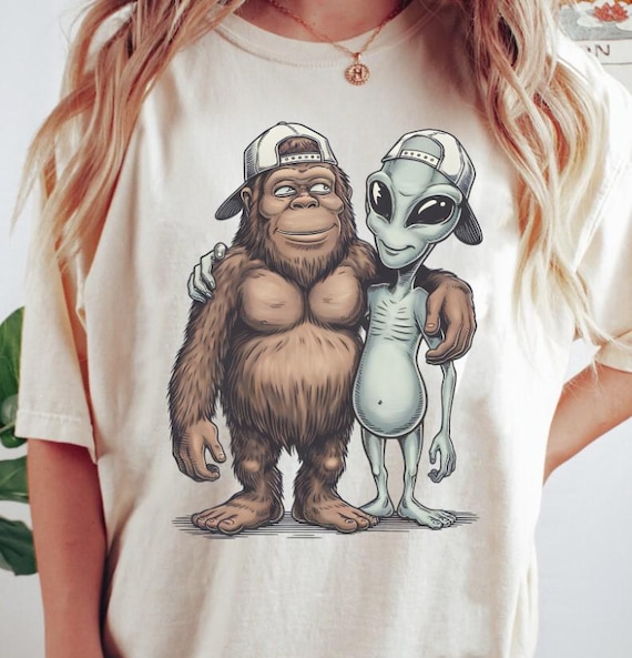 Bigfoot and UFO Png, Funny Alien Encounter Png, Funny Bigfoot And UFO Png, Alien Png