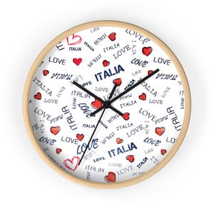 Round Wall Clock &#39;I love Italy&#39;. Stylish European style, Italian theme wall clock.
