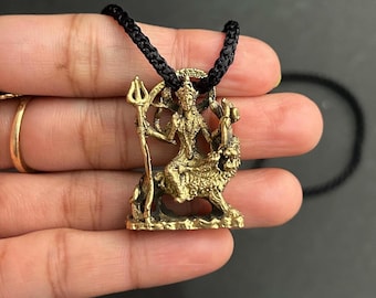Colgante de latón Maa Durga, hecho a mano, diosa hindú Ambe Sherawali, joyería espiritual, regalo