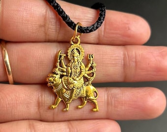 Naszyjnik z wisiorkiem Maa Durga | Talizman hinduskiej bogini ochrony