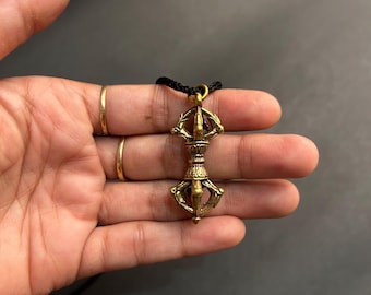 Vajra Pendant Brass Buddhist Thunderbolt Amulet Dorje Necklace for Protection & Power Tibetan Symbol Jewelry Spiritual Gift