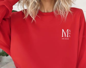 Mama T-Shirt personalized with name and year, Mama T-Shirt gift, expectant mom announcement, Mother's Day, mother sweater, Mom shirt
