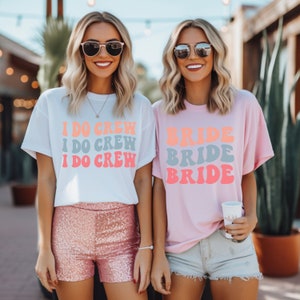 Retro bachelorette party T-shirt, bride crew T-shirt, bachelorette party shirt, bride gift wedding, JGA, The Bride sweater,