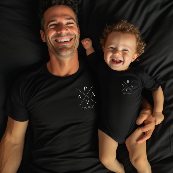 Mama Papa Mini Baby T-shirt, Tenue assortie pour la famille, Pull parents, Bébé, Tout-petit, Pulls assortis, Maman Papa Mini, Chemise bébé