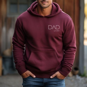 T-shirt papa personnalisé avec nom et année, cadeau à capuche père, annonce futur papa, fête des pères, sweat-shirt papa chiné marine image 2