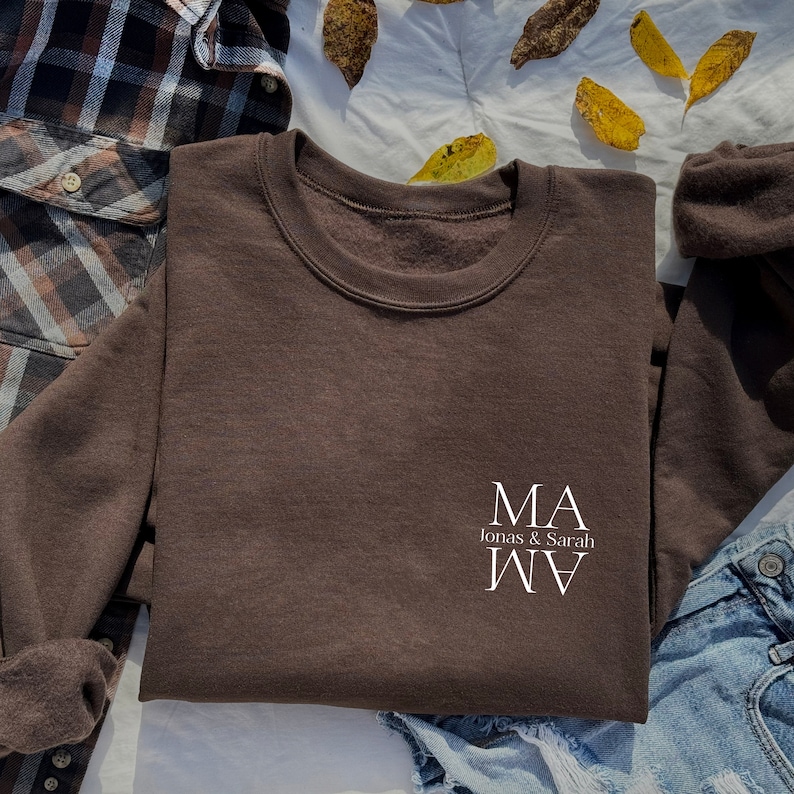 Minimalistisches Mama T-Shirt personalisiert mit Name, Mama Sweatshirt Geschenk, werdender Mama Ankündigung, Muttertag, Mama Kapuzenpullover Bild 5