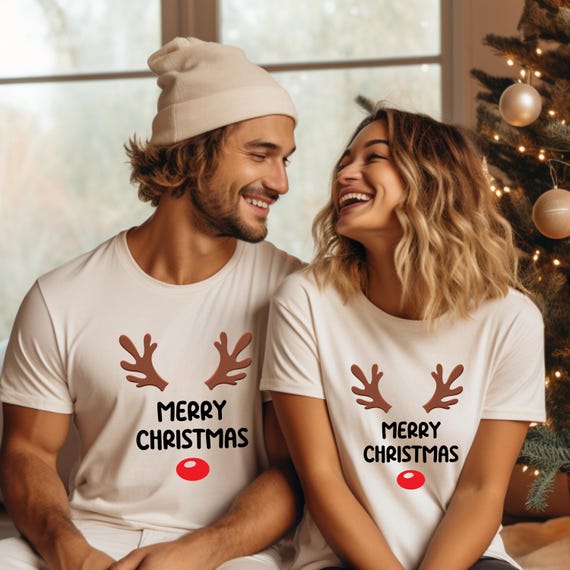 Mom dad and baby matching christmas outfits hotsell