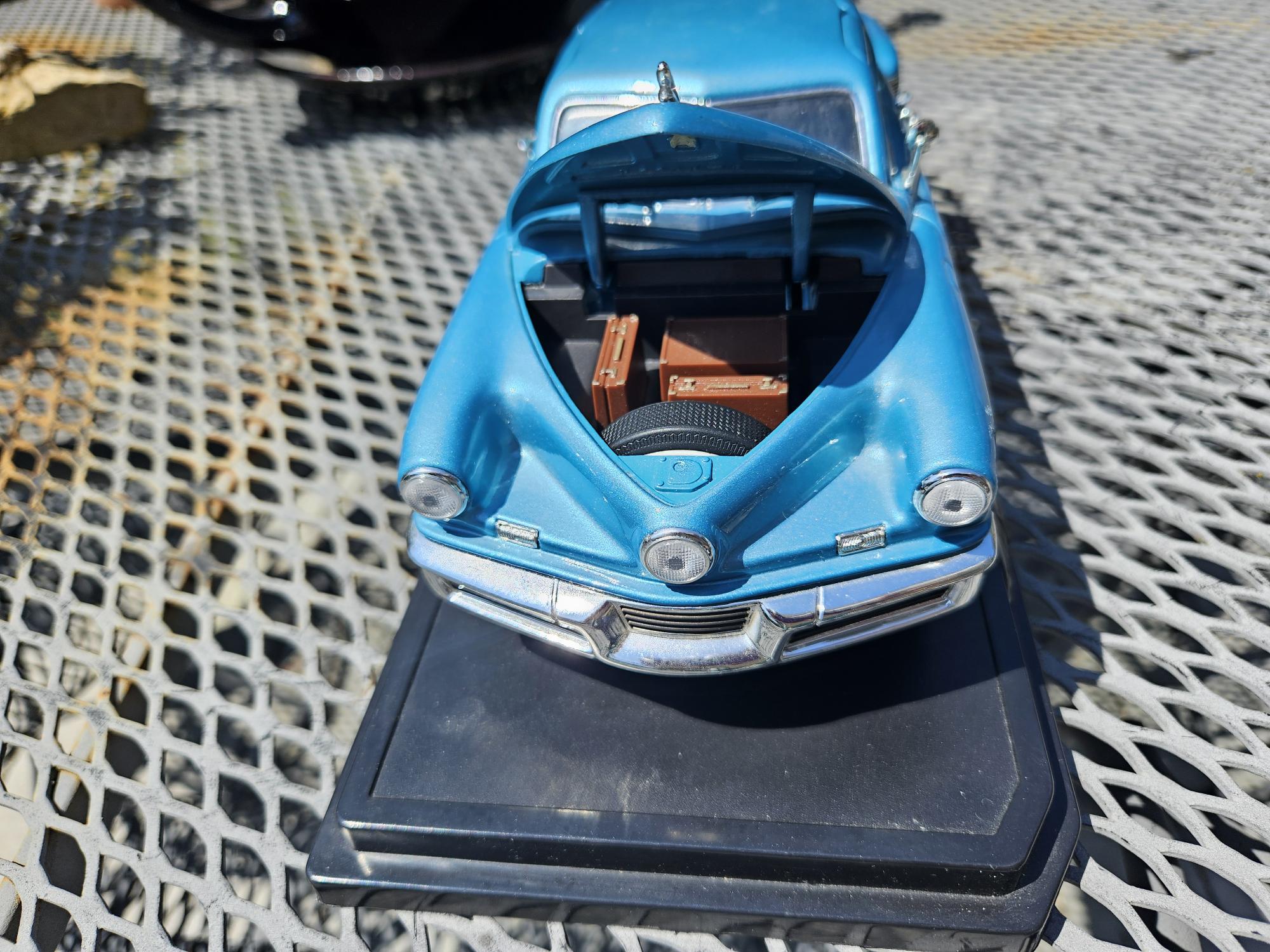 Rare Vintage Road Legends 1948 Tucker Torpedo Collectors