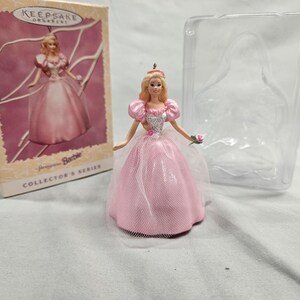 Hallmark Keepsake Springtime Easter Barbie Ornament.   Collector Series #2.  Dated 1996.  New in Box, Free Shipping!!