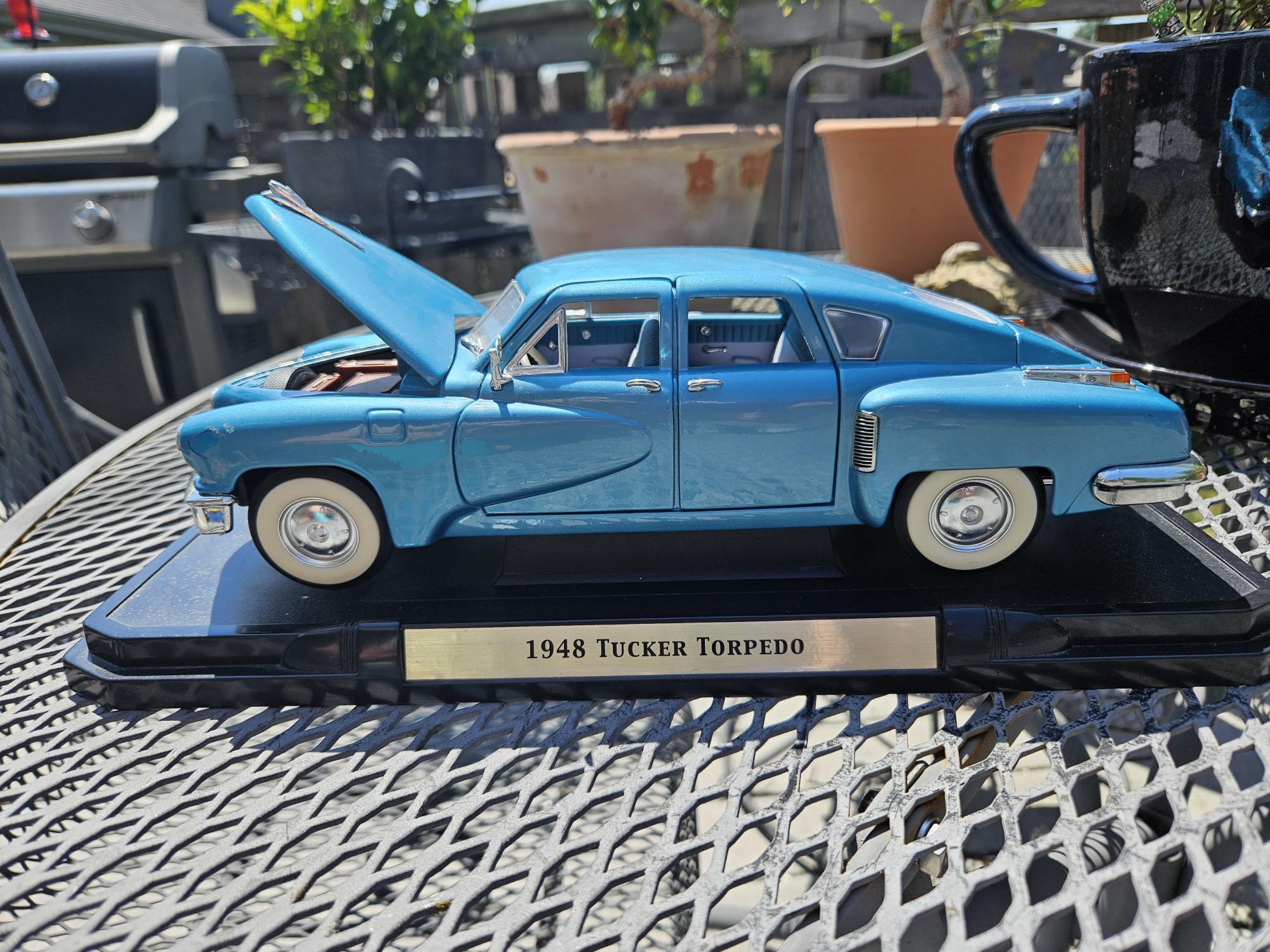 Rare Vintage Road Legends 1948 Tucker Torpedo Collectors