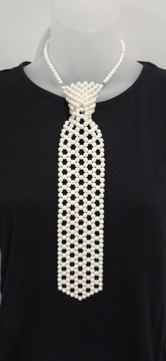 Vintage Faux Pearl Necktie Necklace