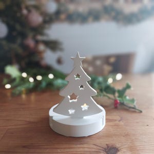 Décoration De Noël En Cœur Céramique Blanc – Libellule, 6,9x7,6 Cm – Avec Cordon Doré Pour Sapin, Mariage, DIY