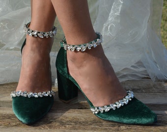Emerald Green Velvet Block Heels, Velvet Shoes Heels, Dark Green Pumps, Crystal embellished Wedding shoes, Wedding Block Heels ''Narcissa''