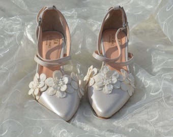 CUIR Chaussures de mariée à talons bas - Escarpins blocs de mariée pour femme - Escarpins mariage ivoire - Escarpins D'Orsay avec bride cheville - Chaussures de mariée pour femme SIMONE