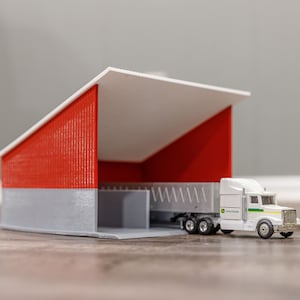 1/64 Toy Farm Commodity Shed Red & white