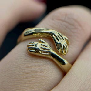 Gold hugging ring, yellow 14k gold ring, handmade, gift for women, bff, girlfriend, love hug, friendship, birthday