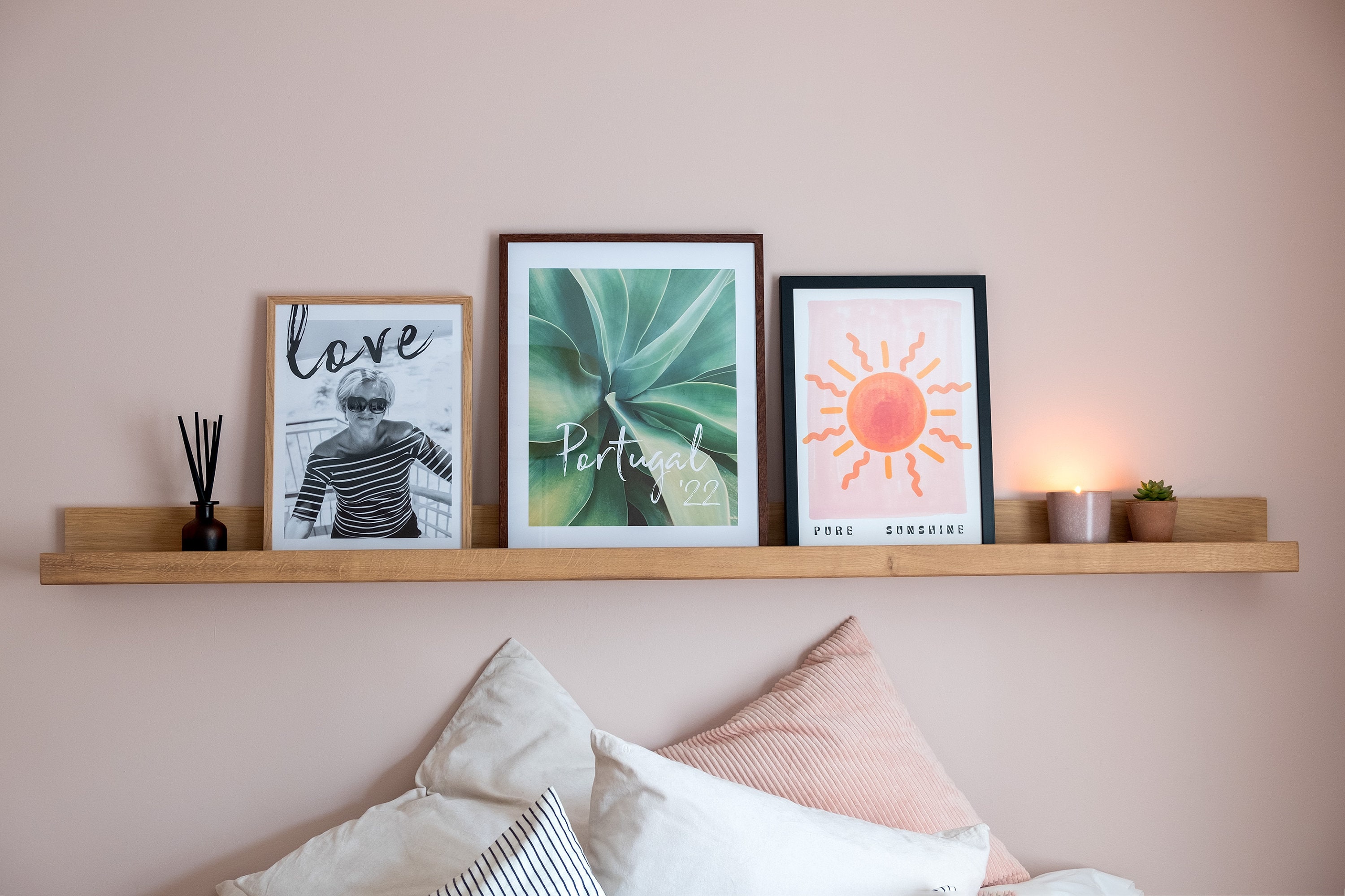 Above bed bookshelf deals