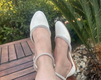 Sapatos de casamento femininos, branco marfim, sapatos de casamento brancos, sapatos de noiva baixos, sapatos de noiva para casamento, detalhes em pedra, saltos de casamento, salto bloco