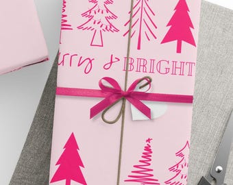 Carta da regalo natalizia, motivo albero allegro e luminoso rosa acceso, rotolo di carta da regalo per le feste, confezione invernale festiva per Natale