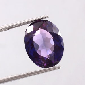 AAA Ceylon Purple Sapphire: 13x10mm Oval Loose Gemstone