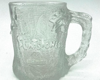 Vintage 1993 The Flintstones RocDonald’s Glass Mug – Tree Stump Handle – McDonald’s Promo – Made in France