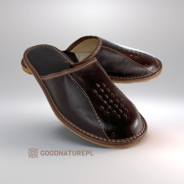 Zapatillas de cuero para hombre \ Zapatos para el hogar hechos a mano de alta calidad \ Cómodas zapatillas de dormitorio