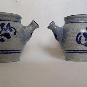 Par de jarros / vasos / floreiras alemães