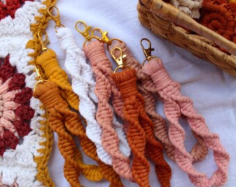 Boho Macrame Wristlet | Spiral Wristlet | Boho Macrame | Boho Wristlet | Macrame Accessories | Wallet Strap | Hippie | Christmas Gift Ideas